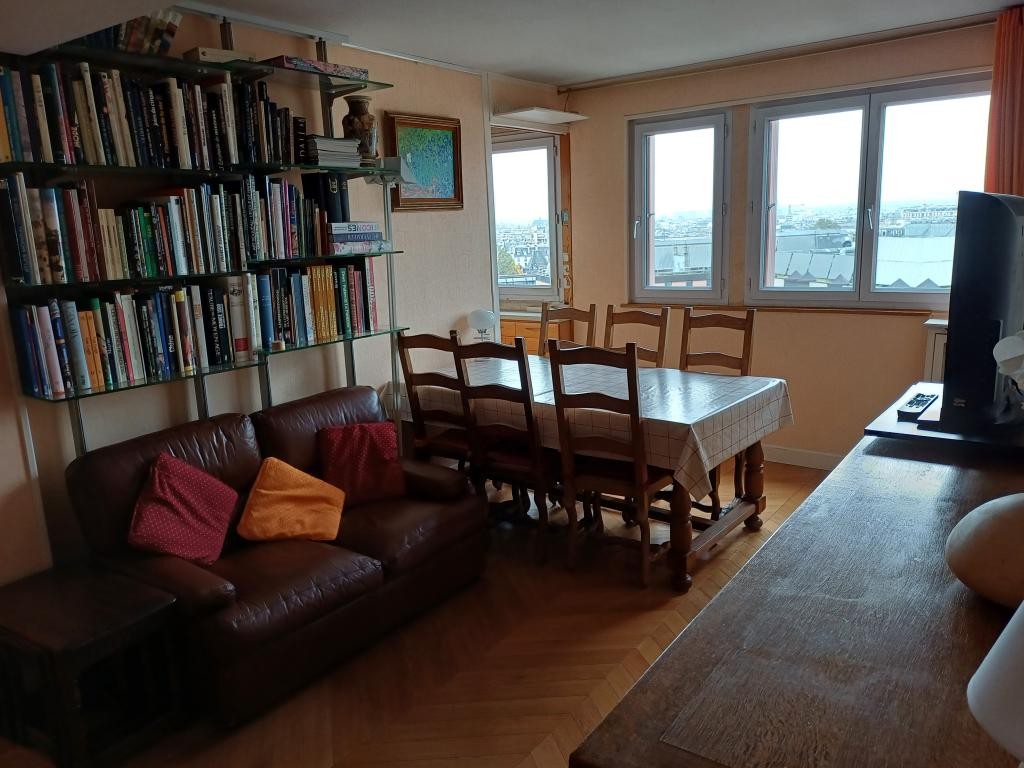 Location Appartement à Paris Entrepôt 10e arrondissement 2 pièces