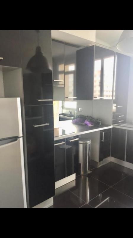 Location Appartement à Marseille 8e arrondissement 3 pièces