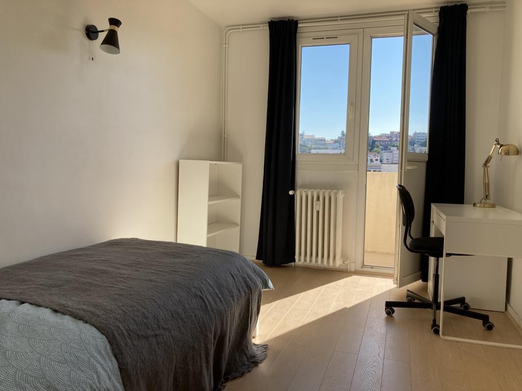 Location Appartement à Saint-Étienne 5 pièces