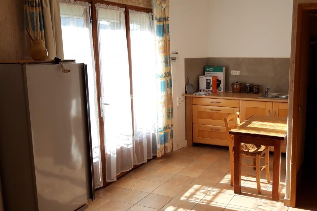 Location Appartement à Roquefort-la-Bédoule 1 pièce