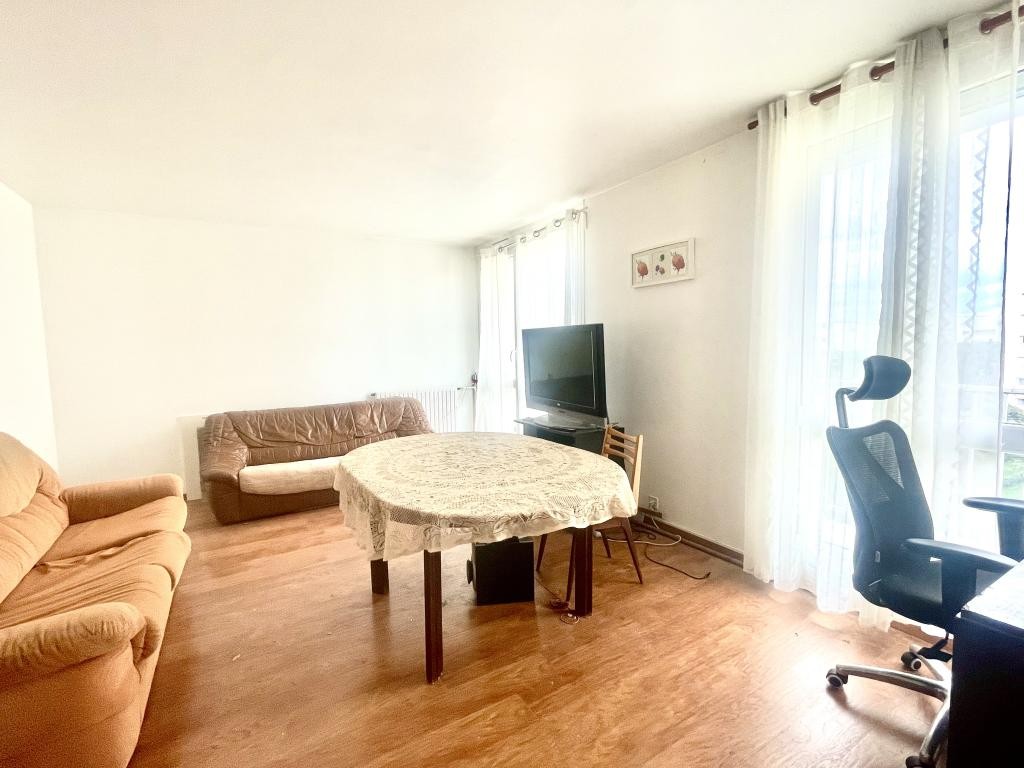 Location Appartement à Montigny-le-Bretonneux 4 pièces