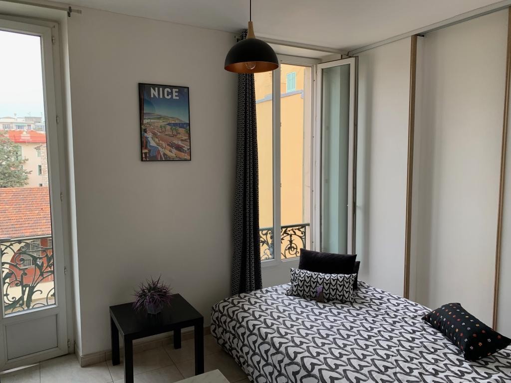 Location Appartement à Nice 1 pièce