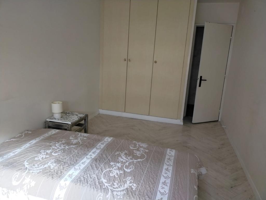 Location Appartement à Paris Ménilmontant 20e arrondissement 2 pièces