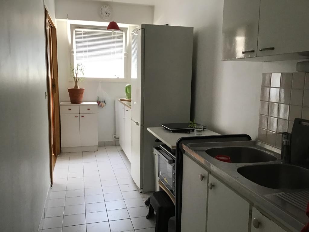 Location Appartement à Paris Ménilmontant 20e arrondissement 2 pièces