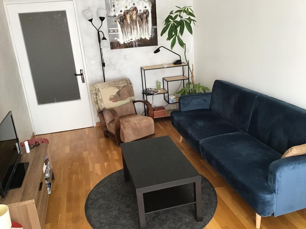 Location Appartement à Paris Ménilmontant 20e arrondissement 2 pièces