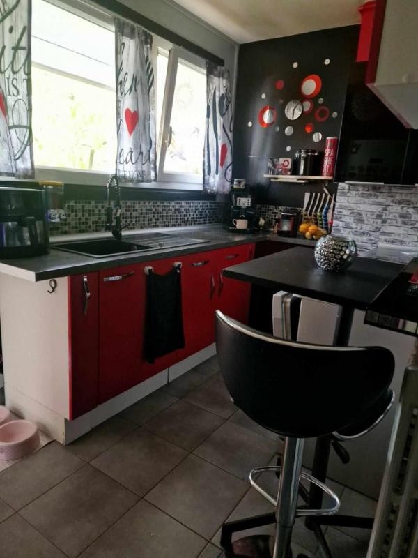 Location Appartement à Suresnes 1 pièce