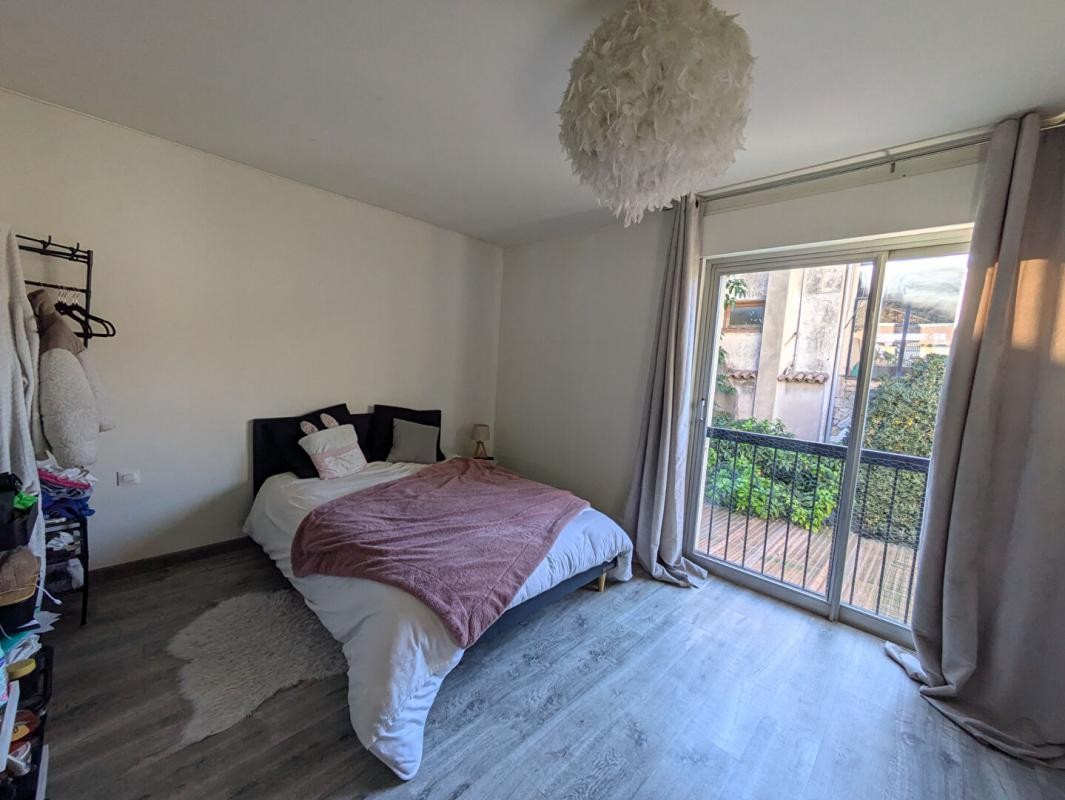 Vente Appartement à Saint-Laurent-du-Var 5 pièces