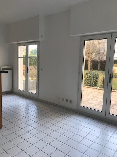 Location Appartement à Lamorlaye 1 pièce