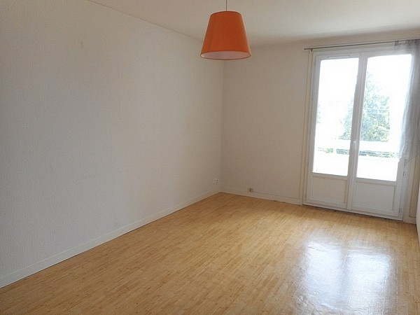 Location Appartement à Clermont-Ferrand 1 pièce