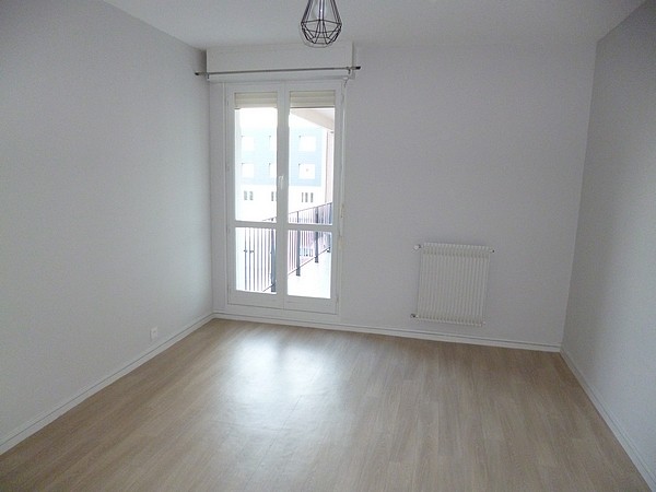 Location Appartement à Beaumont 2 pièces