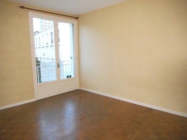 Location Appartement à Clermont-Ferrand 1 pièce