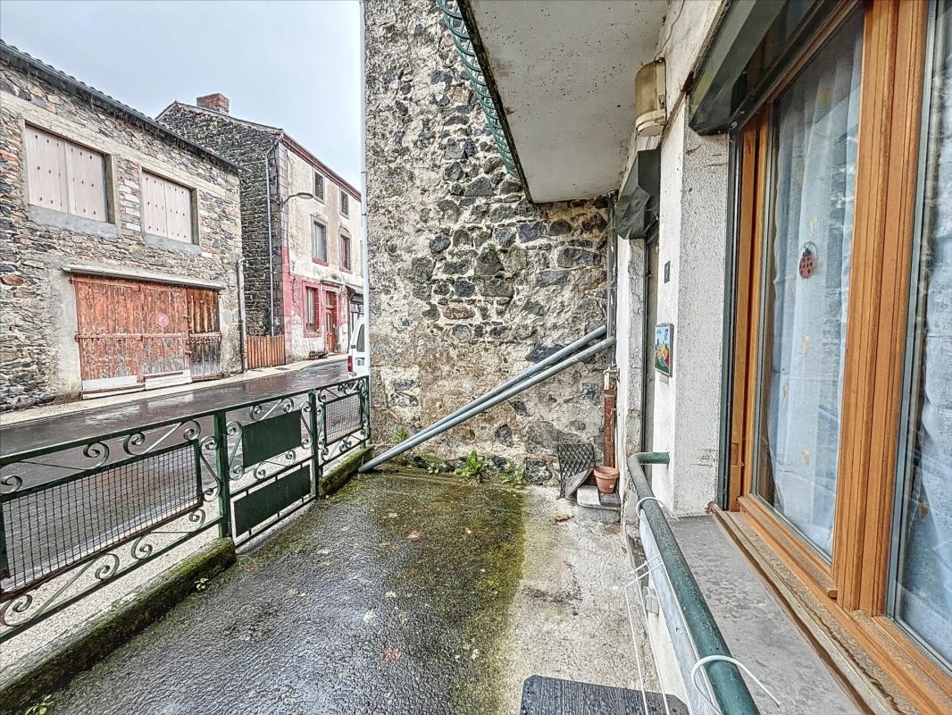 Vente Maison à Besse-et-Saint-Anastaise 2 pièces