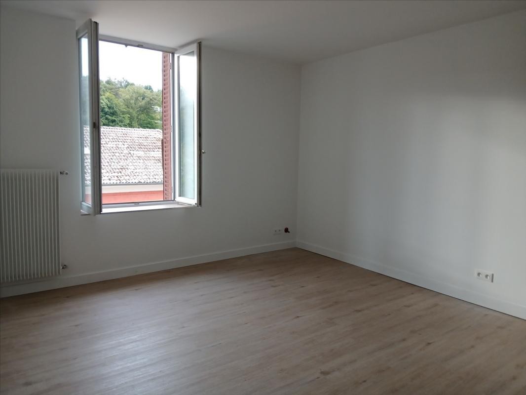 Location Appartement à la Monnerie-le-Montel 3 pièces