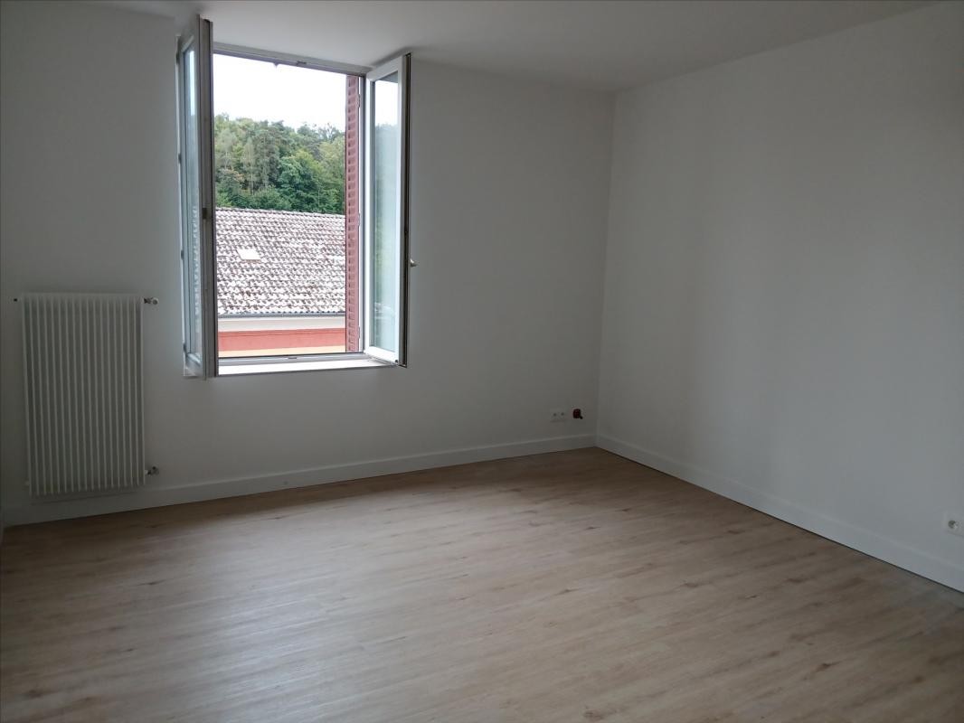 Location Appartement à la Monnerie-le-Montel 3 pièces