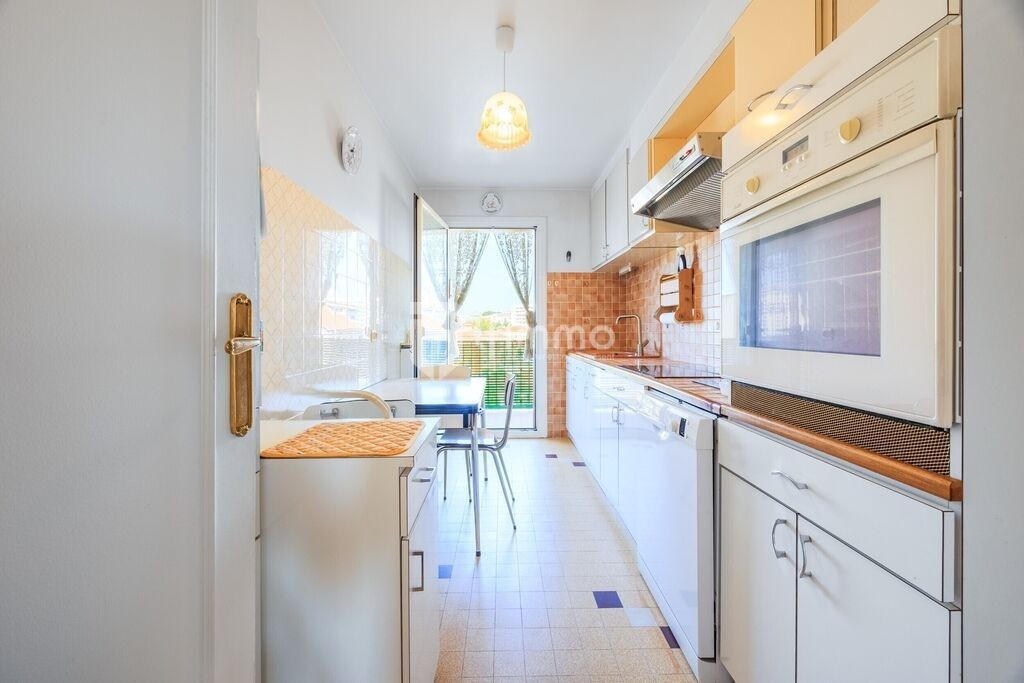 Vente Appartement à Marseille 5e arrondissement 4 pièces