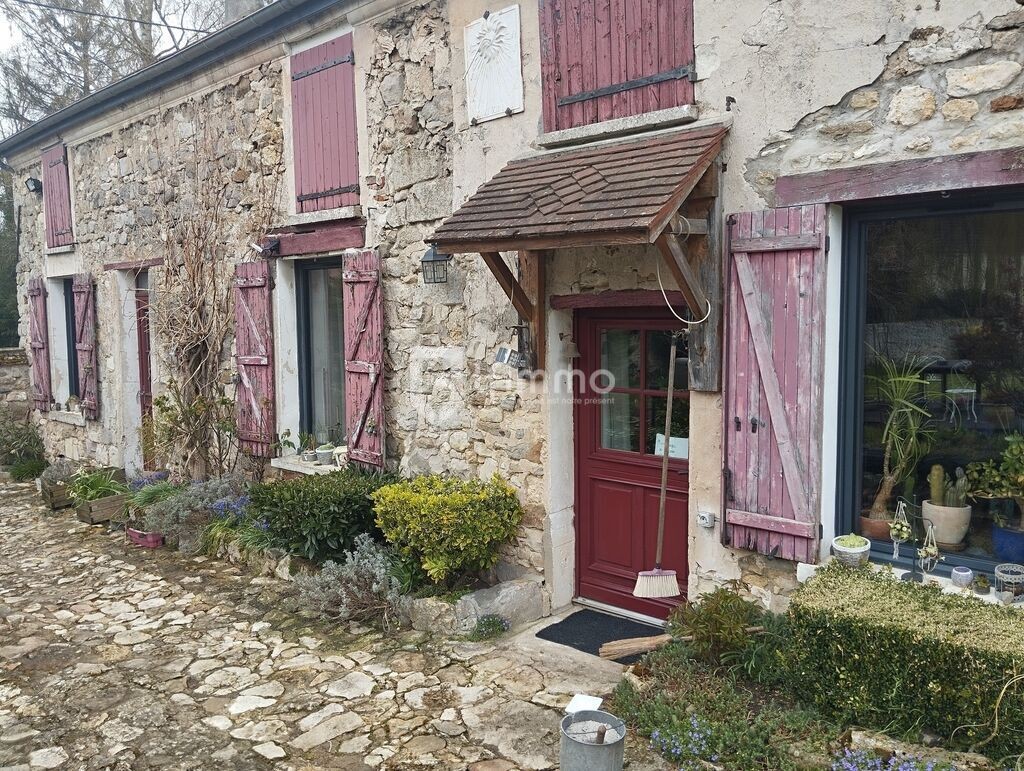 Vente Maison à Neuilly-Saint-Front 6 pièces