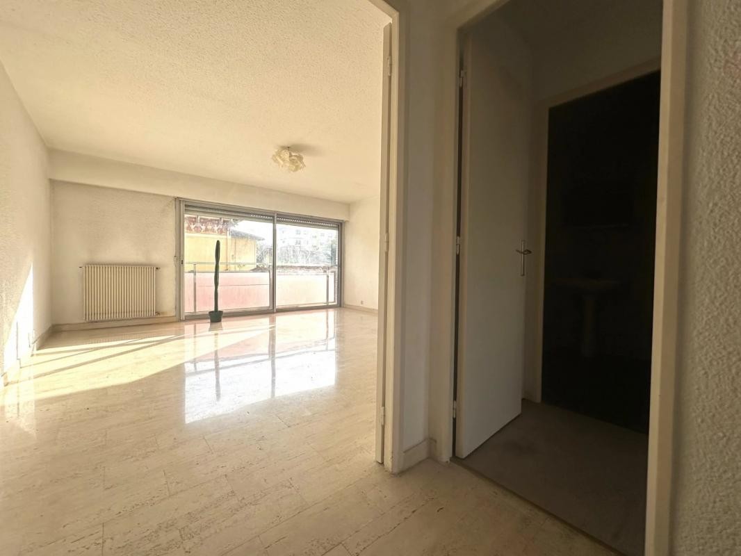 Vente Appartement à Saint-Laurent-du-Var 2 pièces