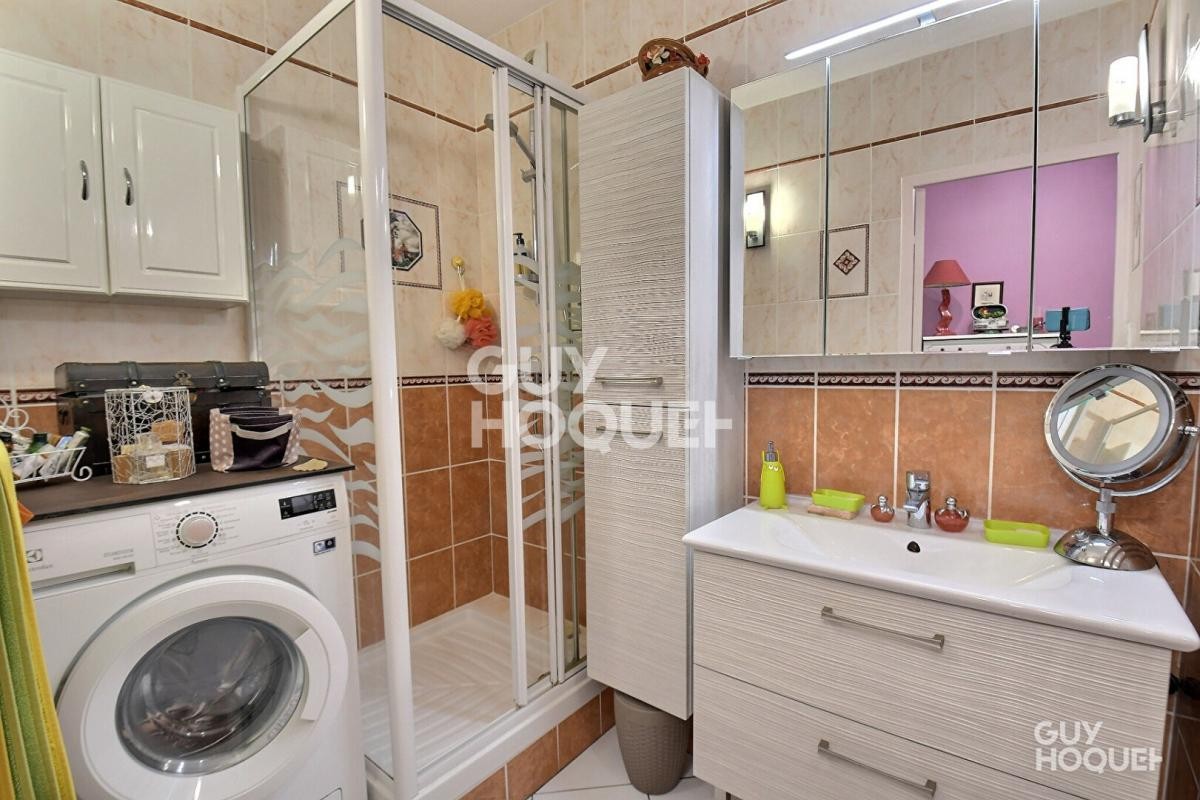 Vente Appartement à Lyon 8e arrondissement 3 pièces