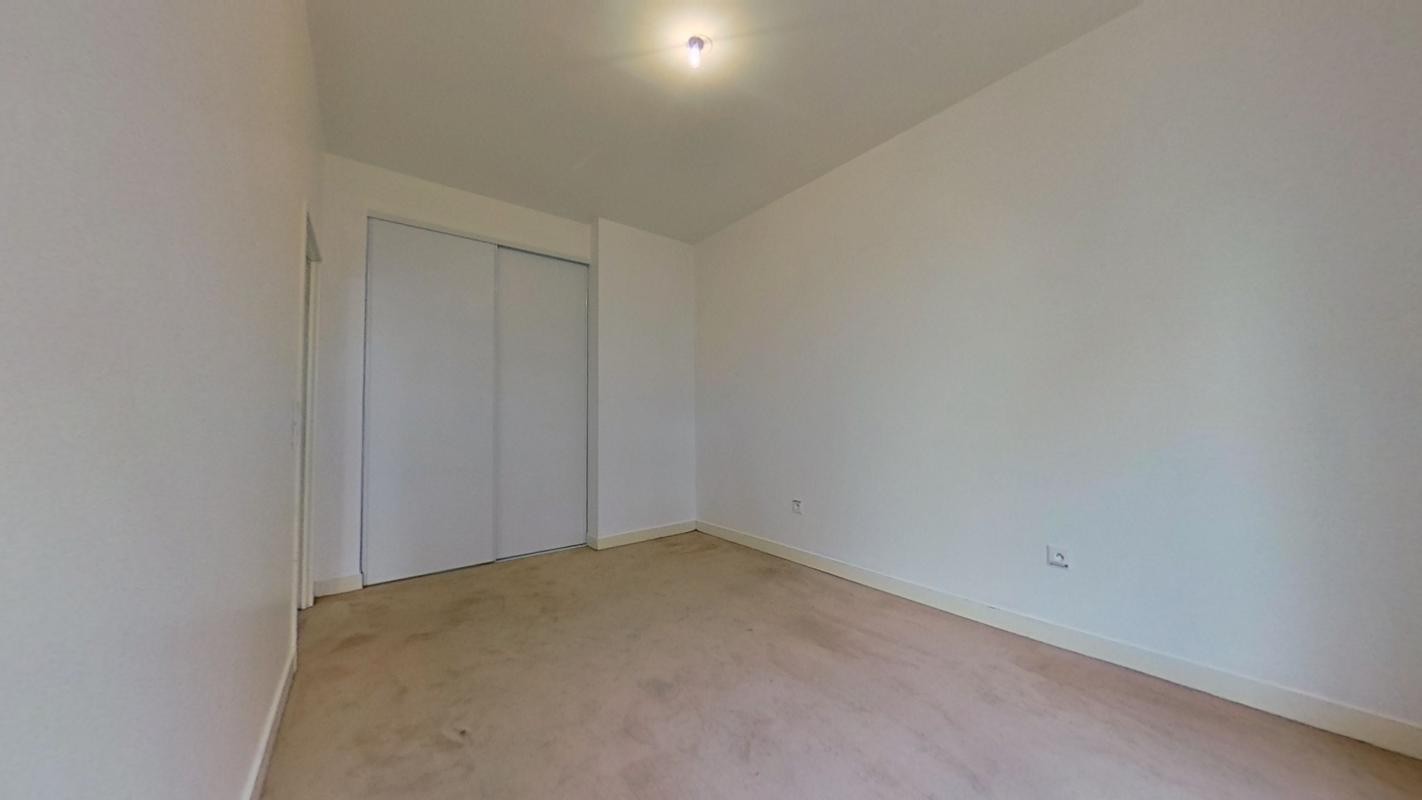 Location Appartement à Paris Buttes-Chaumont 19e arrondissement 2 pièces