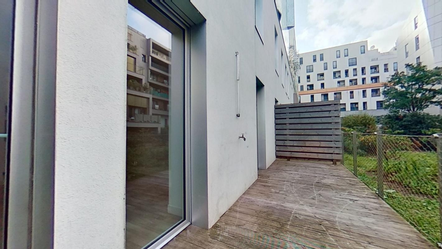 Location Appartement à Paris Buttes-Chaumont 19e arrondissement 2 pièces