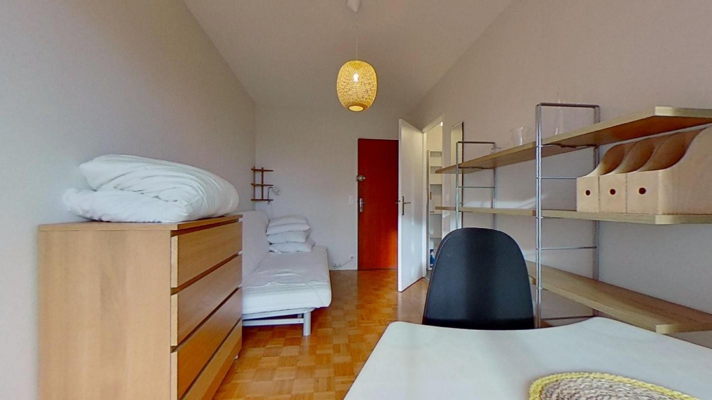 Location Appartement à Caluire-et-Cuire 17 pièces