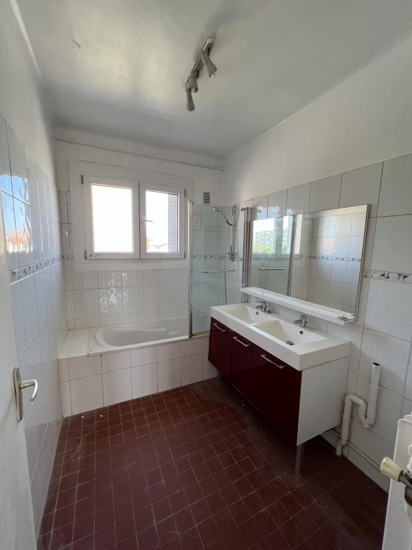 Location Appartement à Villeurbanne 5 pièces