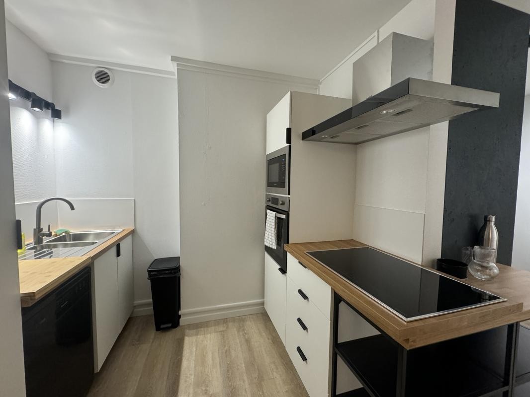 Location Appartement à Saint-Fons 7 pièces