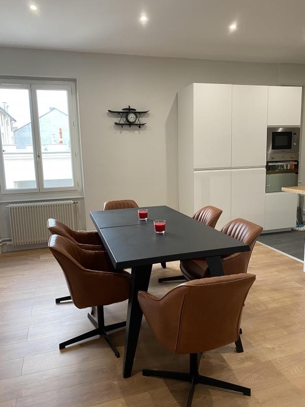 Location Appartement à Vénissieux 6 pièces