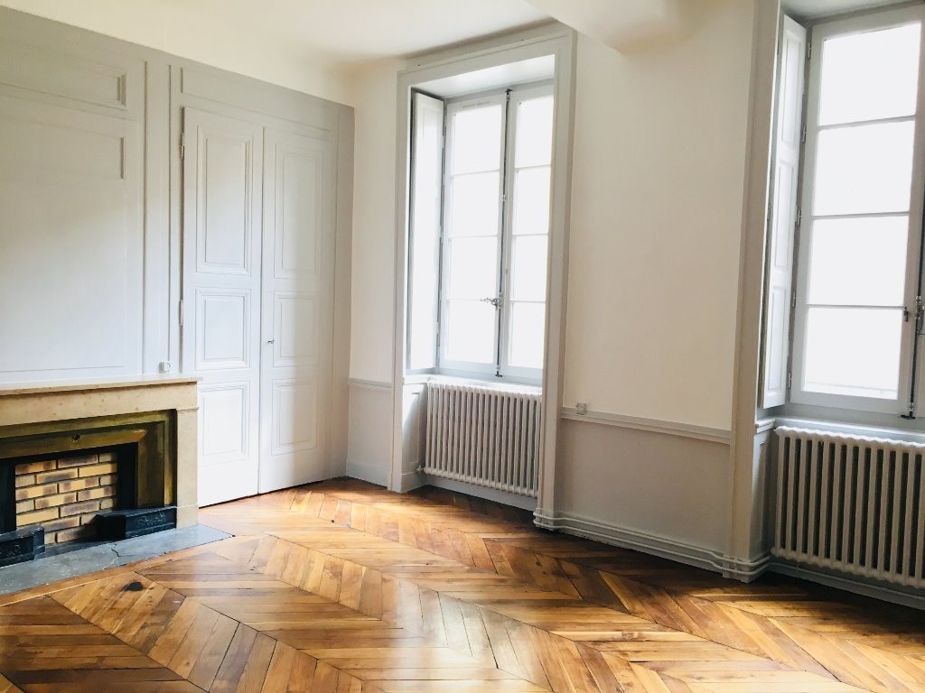 Location Appartement à Lyon 2e arrondissement 6 pièces