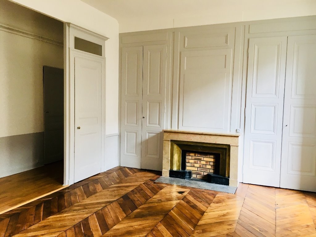 Location Appartement à Lyon 2e arrondissement 6 pièces