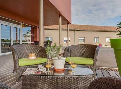 Vente Appartement à Lathus-Saint-Rémy 1 pièce