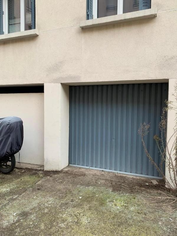 Location Garage / Parking à Lyon 3e arrondissement 0 pièce