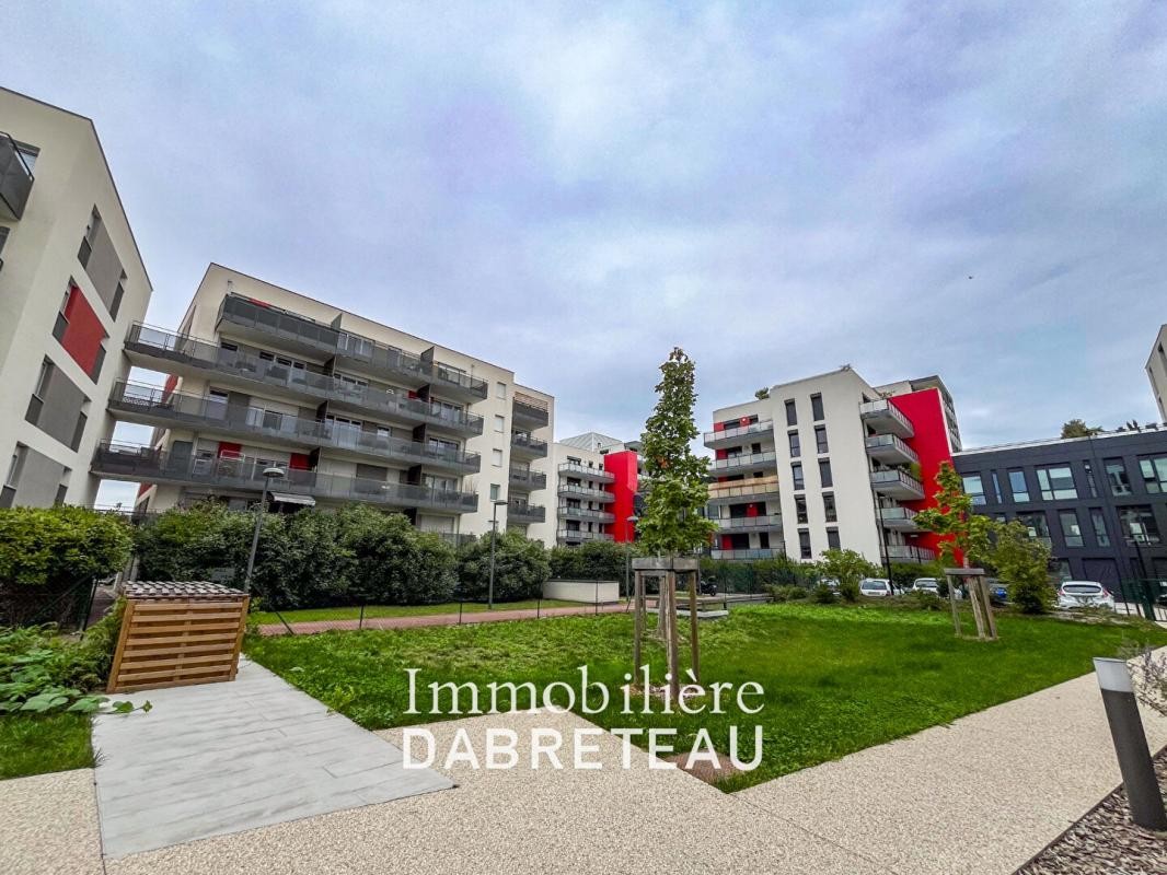 Vente Appartement à Décines-Charpieu 3 pièces