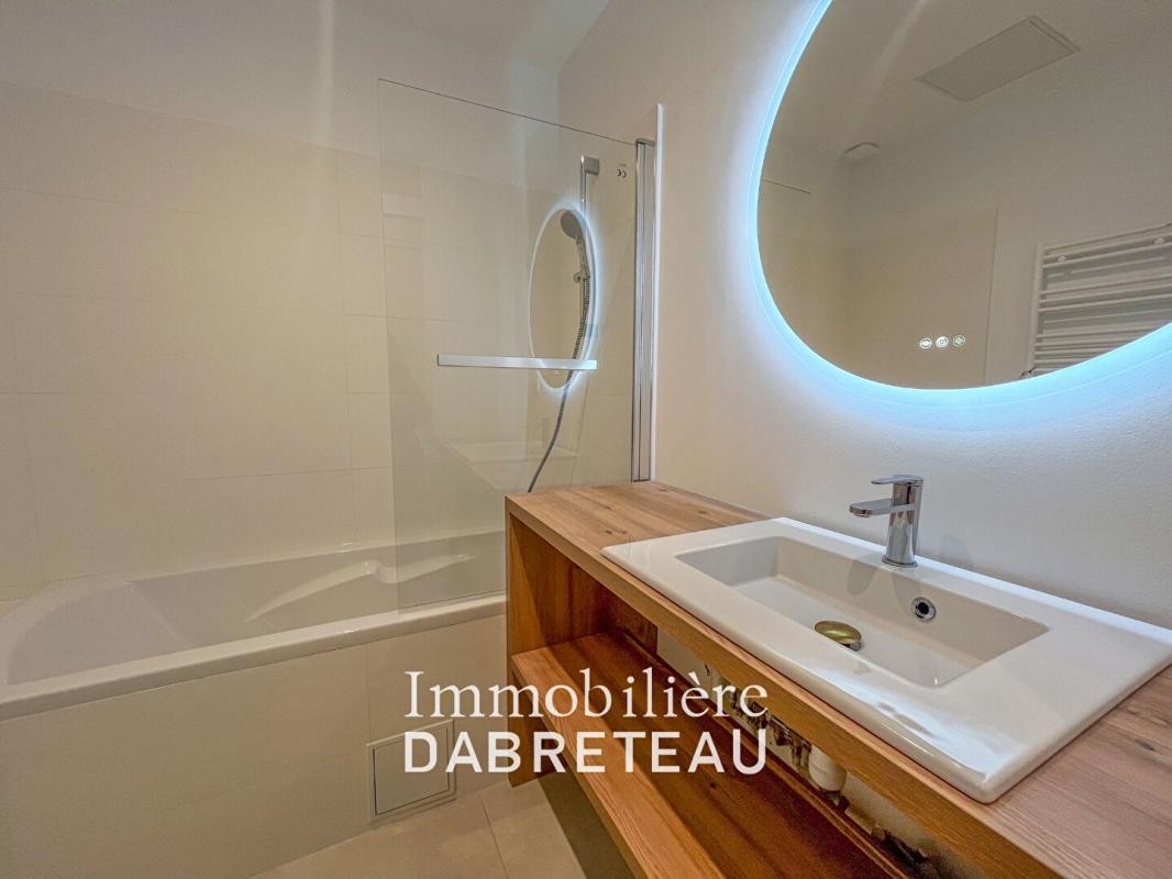 Location Appartement à Lyon 6e arrondissement 3 pièces