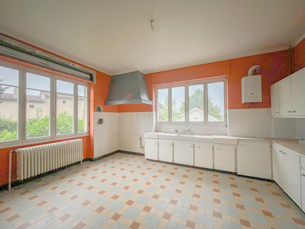 Vente Appartement à Charbonnières-les-Bains 4 pièces