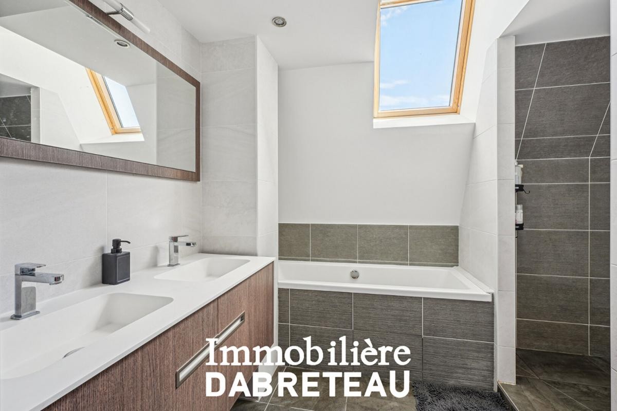 Vente Appartement à Sainte-Foy-lès-Lyon 4 pièces