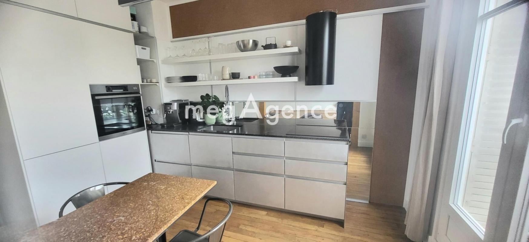 Vente Appartement à Paris Butte-Montmartre 18e arrondissement 2 pièces