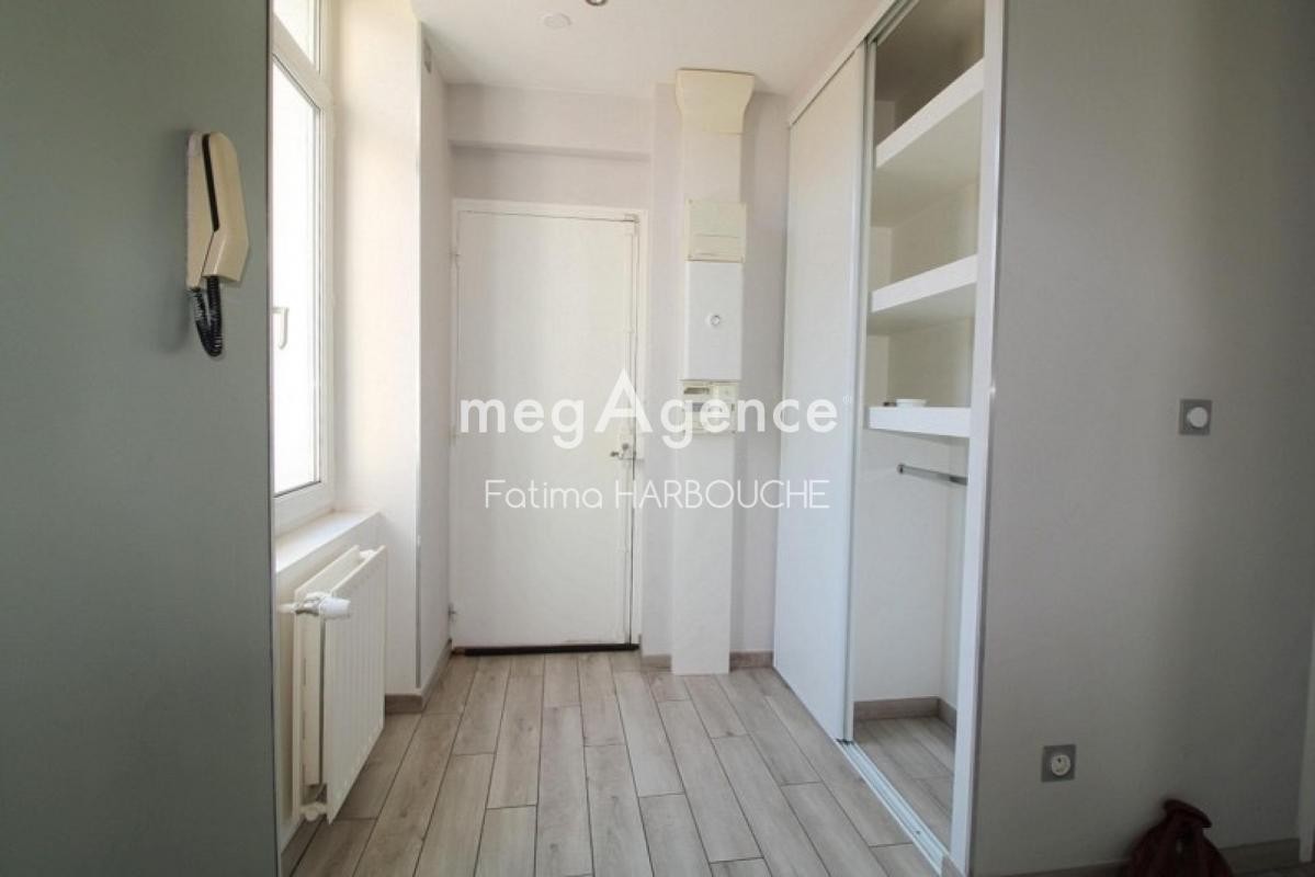 Location Appartement à le Chambon-Feugerolles 3 pièces