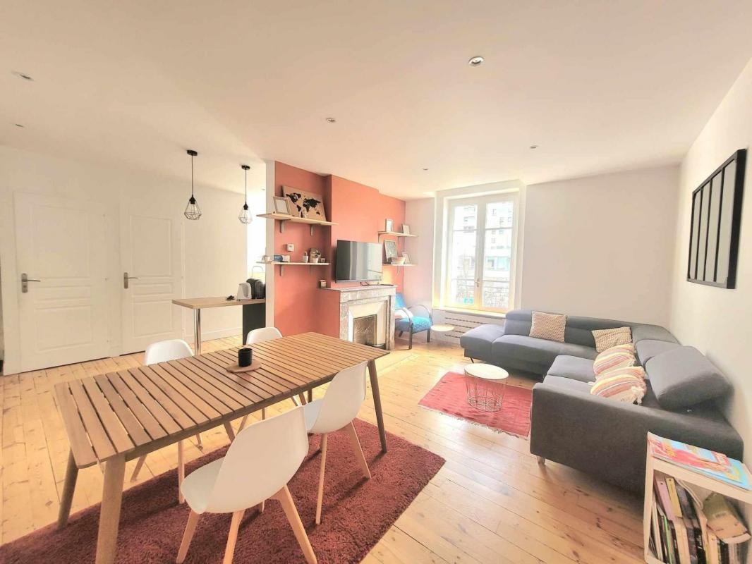 Location Appartement à Saint-Étienne 5 pièces