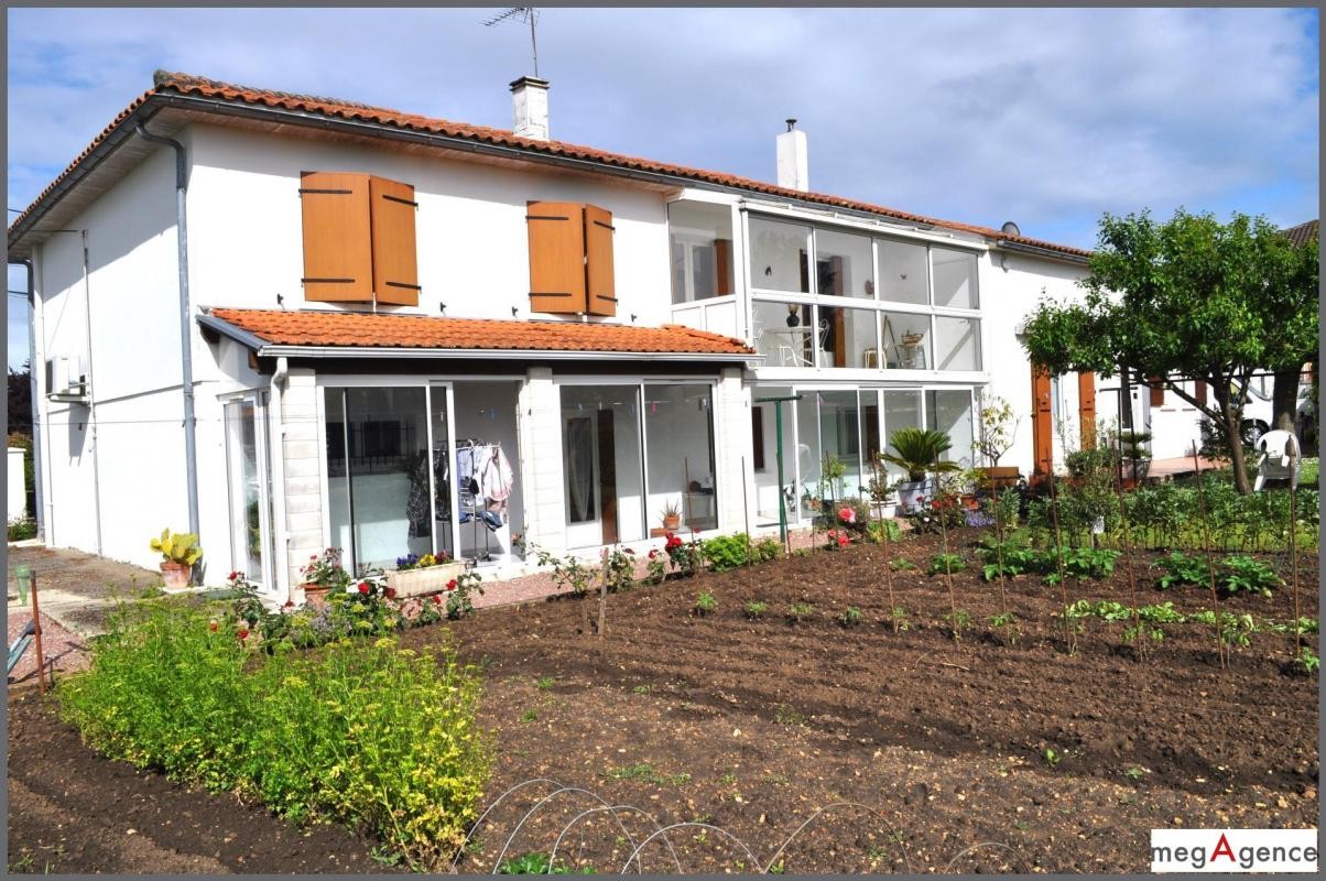 Vente Maison à Saintes 8 pièces