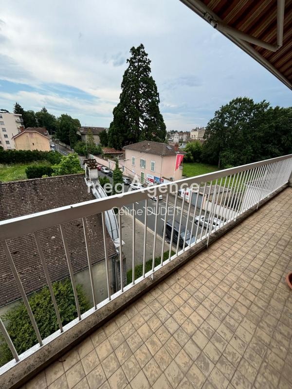 Vente Appartement à Bourg-en-Bresse 5 pièces