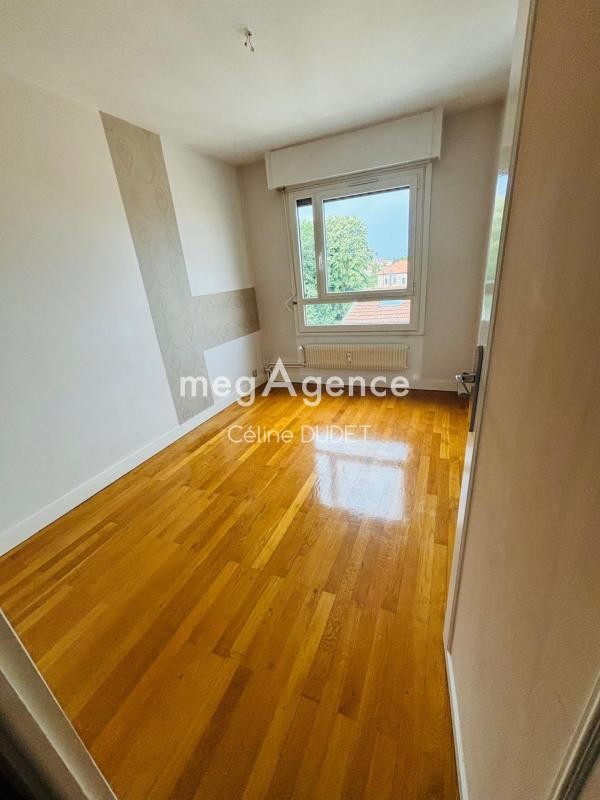 Vente Appartement à Bourg-en-Bresse 5 pièces