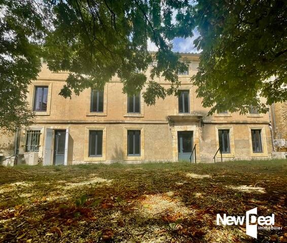 Vente Appartement à Remoulins 15 pièces