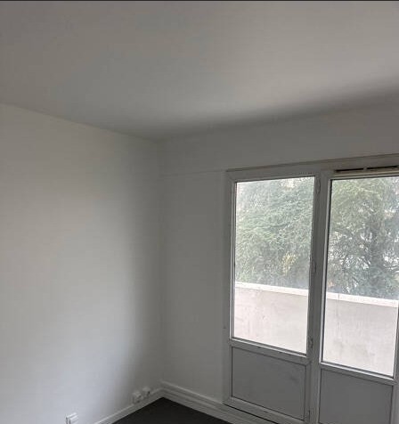 Location Appartement à Villeneuve-la-Garenne 3 pièces