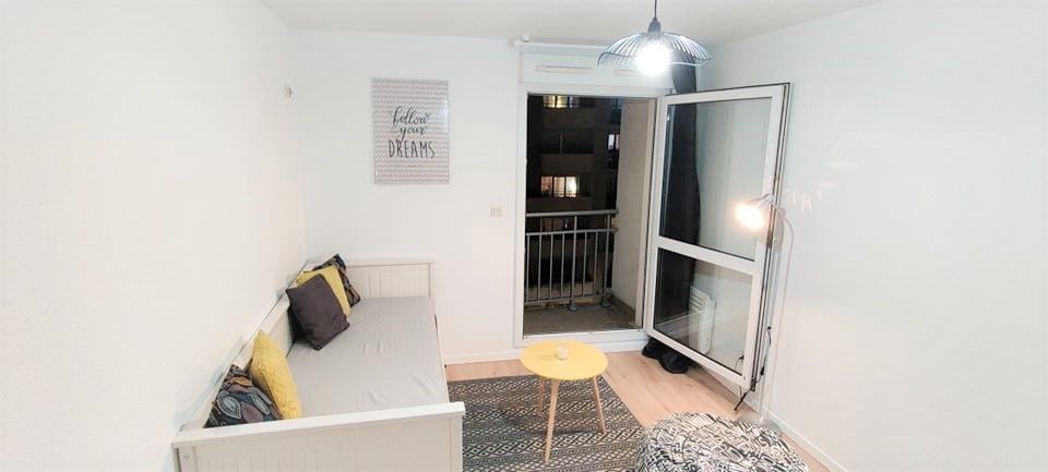 Location Appartement à Courbevoie 1 pièce