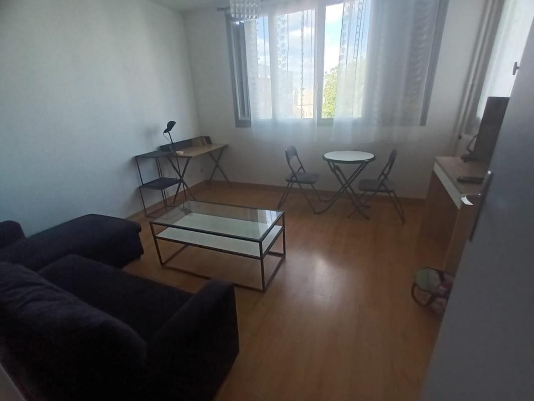 Location Appartement à le Bourget 1 pièce