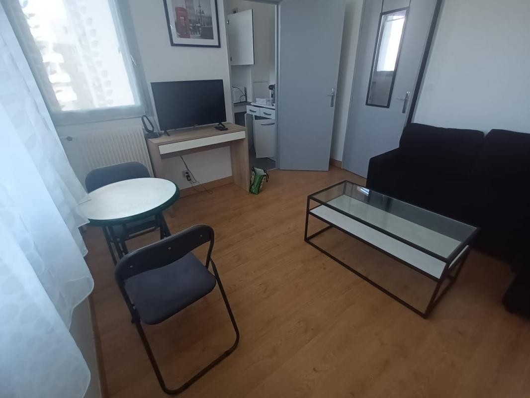 Location Appartement à le Bourget 1 pièce