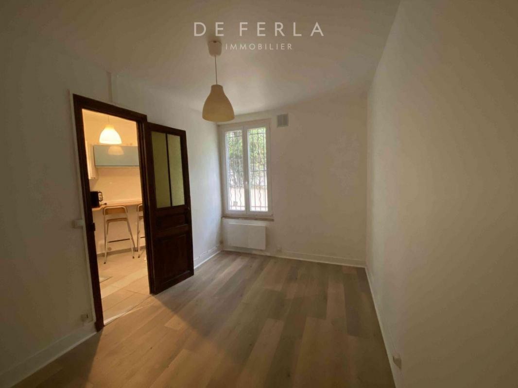 Vente Appartement à Paris Buttes-Chaumont 19e arrondissement 1 pièce