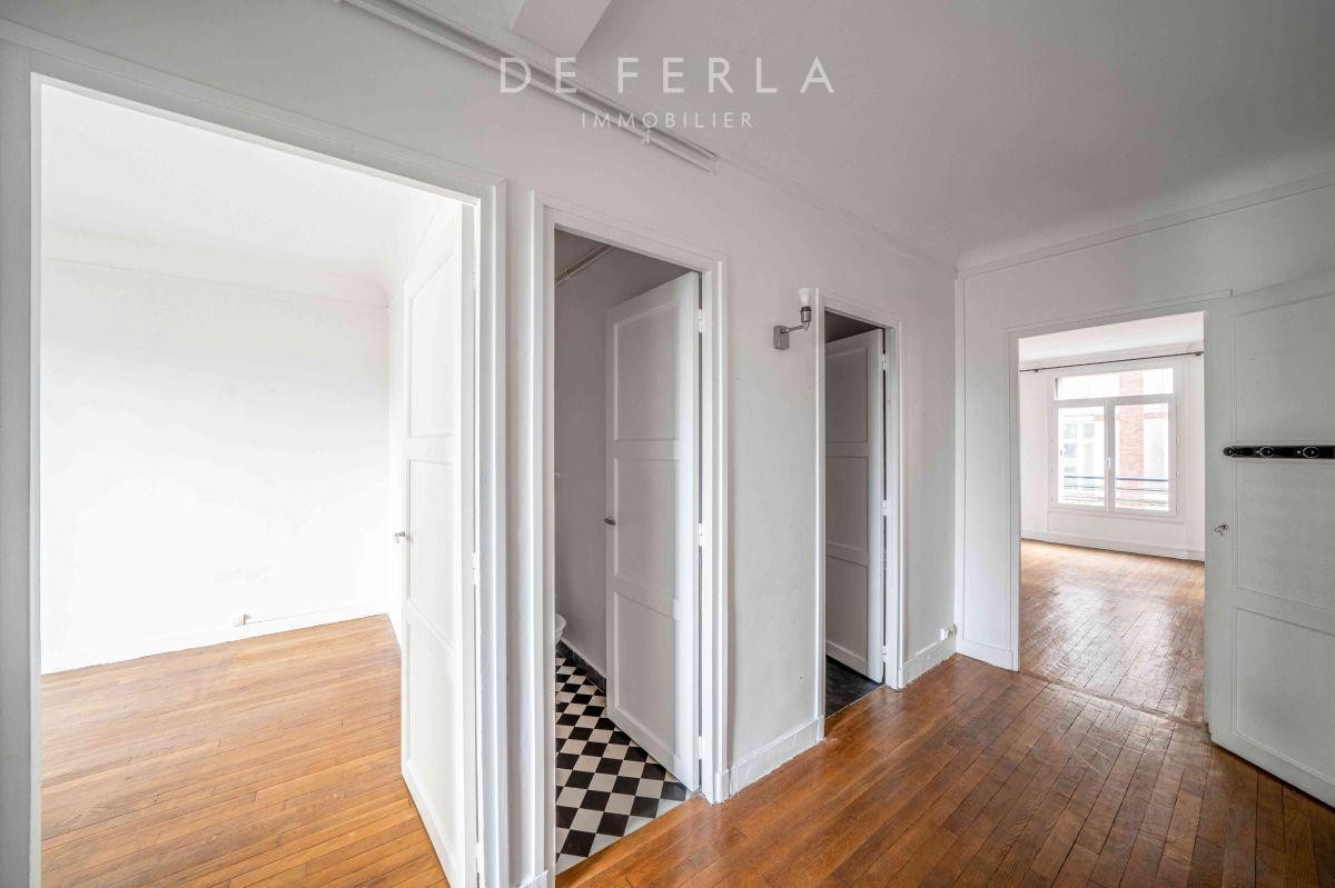 Vente Appartement à Paris Batignolles-Monceaux 17e arrondissement 3 pièces