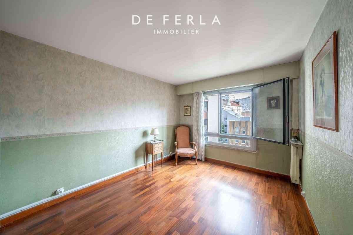 Vente Appartement à Paris Ménilmontant 20e arrondissement 5 pièces